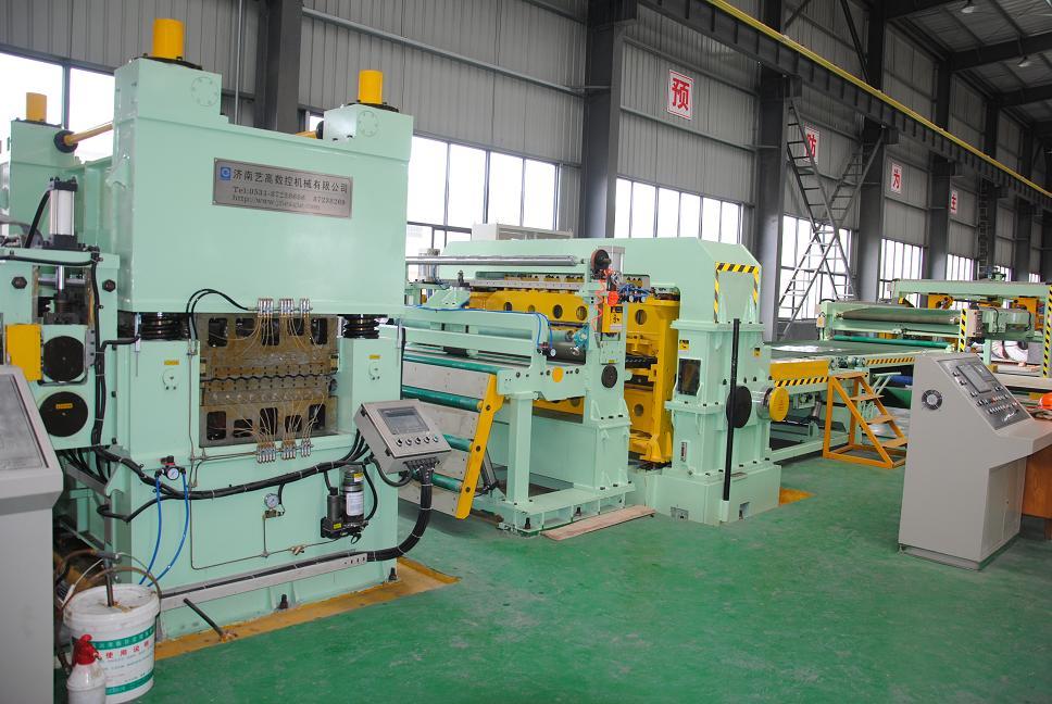 鋁板校平機、鋁板開平機、鋁板矯直機